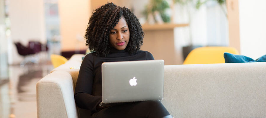 5 Ways Online Fashion Stores Can Benefit from Cloud Servers Featured image 5 Ways Online Fashion Stores Can Benefit from Cloud Servers Secure and Reliable - 5 Ways Online Fashion Stores Can Benefit from Cloud Servers